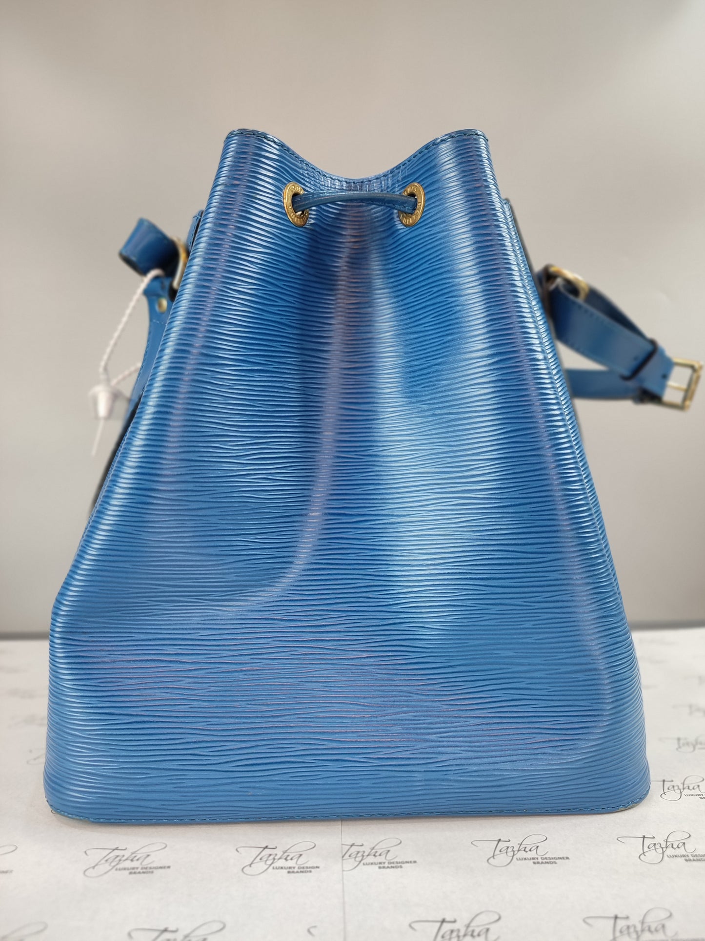 Louis Vuitton Epi Noe Bucket Bag