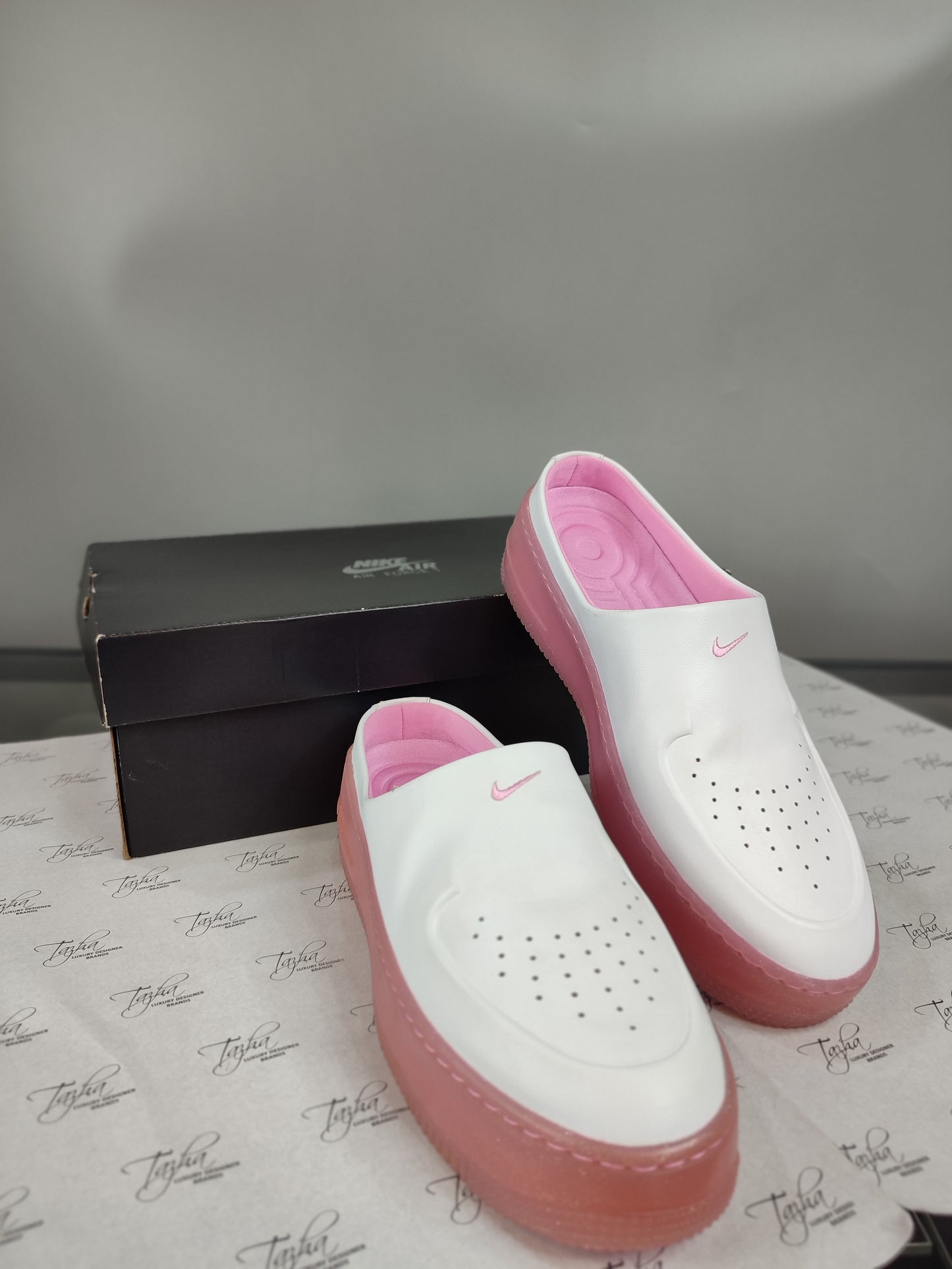 Nike Air Force 1 Lover XX White Psychic Pink