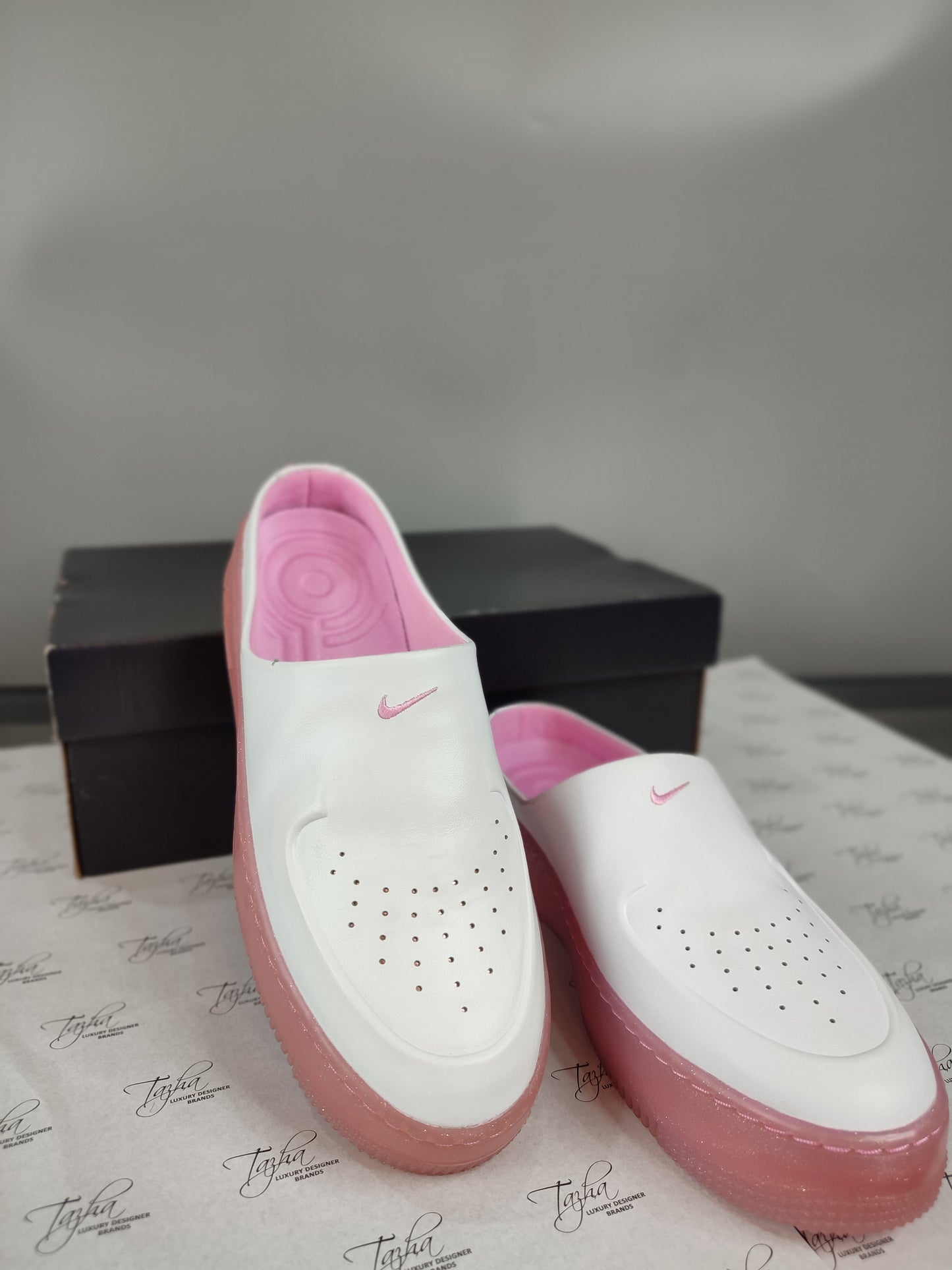 Nike Air Force 1 Lover XX White Psychic Pink