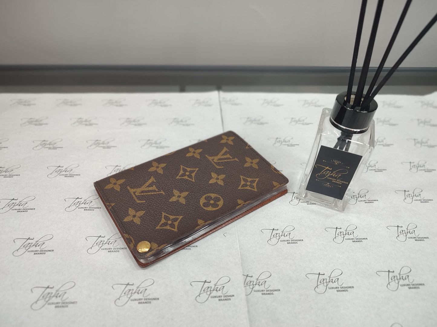 Louis Vuitton Card/Passport Case