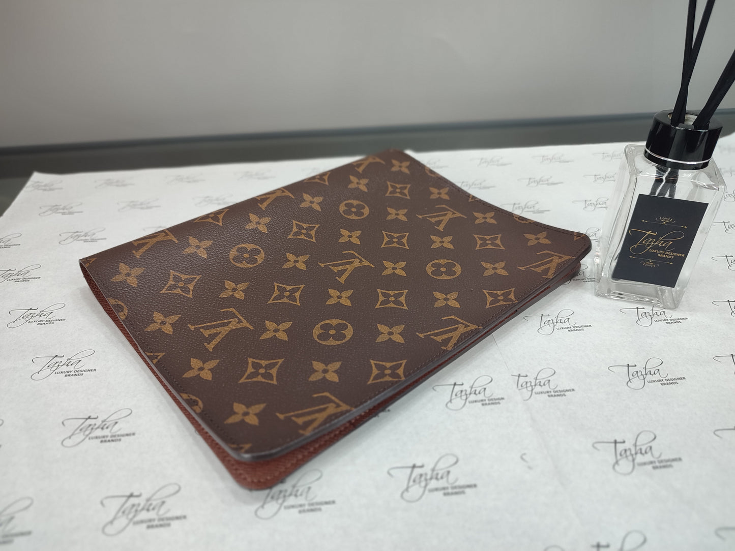 Louis Vuitton Mono Agenda